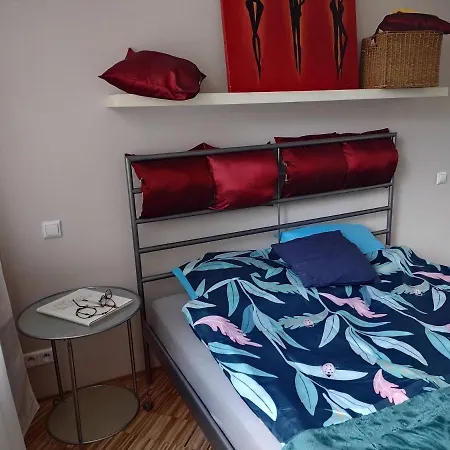 Totutotam Homestay *